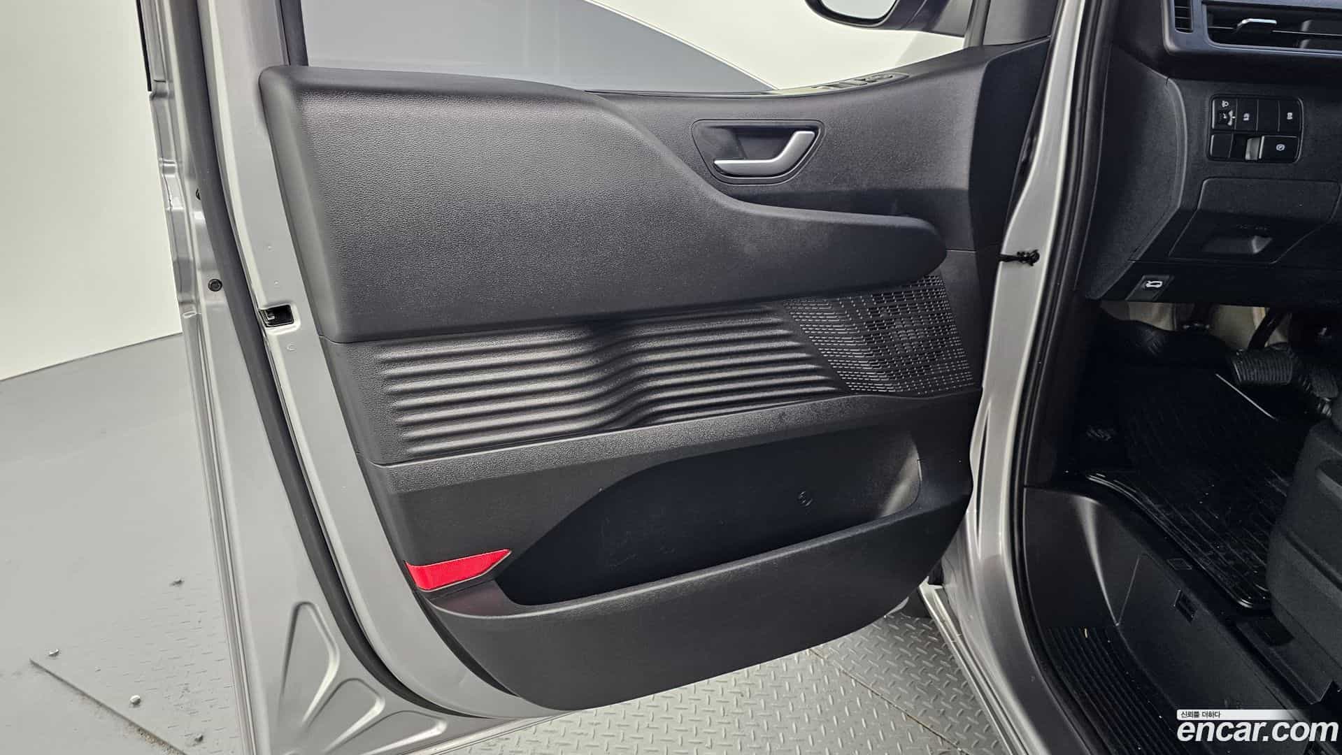Staria Hyundai 2024.8-INNER-034