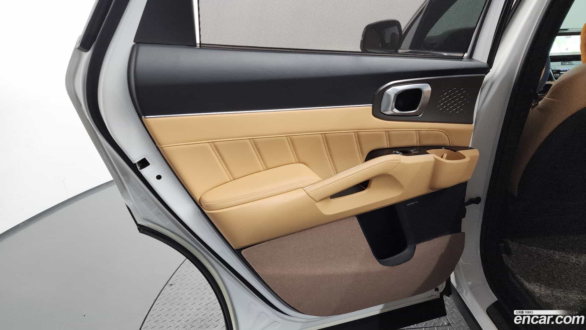 Sorento Kia 2020.3-INNER-035