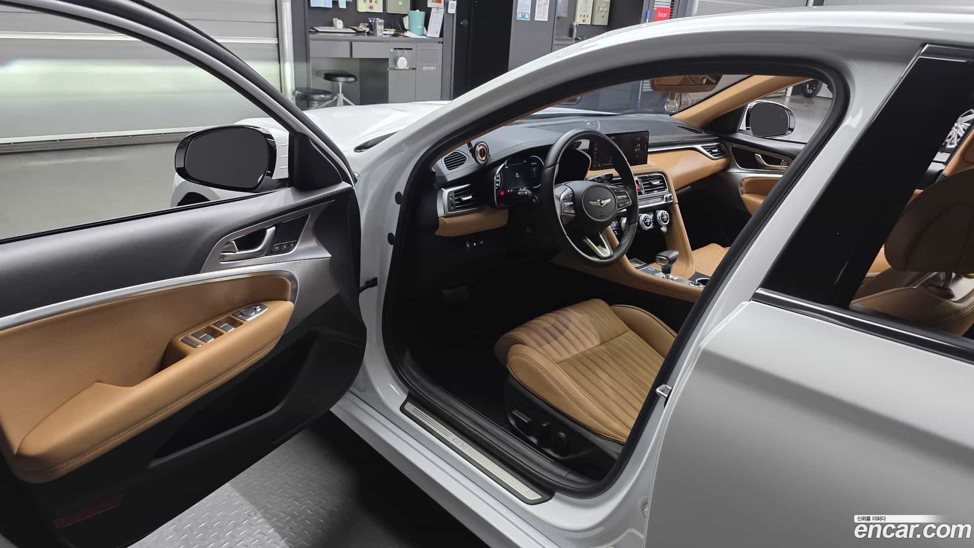G70 Genesis 2021.11-INNER-010