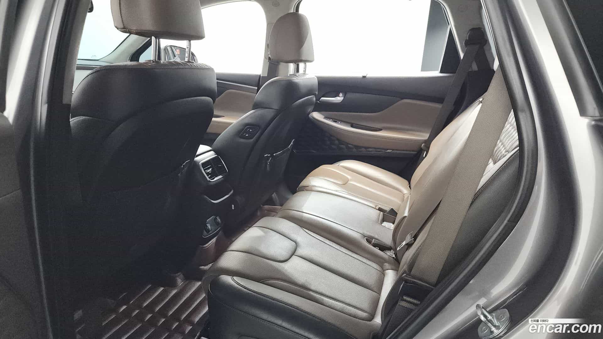 Santafe Hyundai 2020.4-OPTION-015