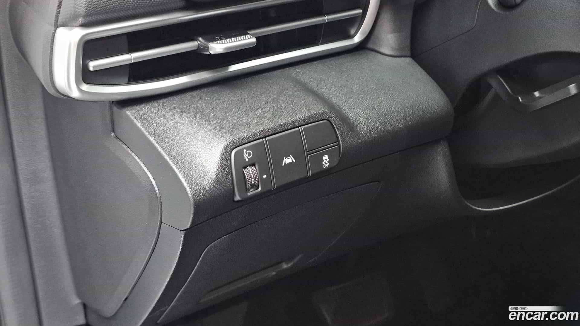 AVANTE Hyundai 2022.9-OPTION-018