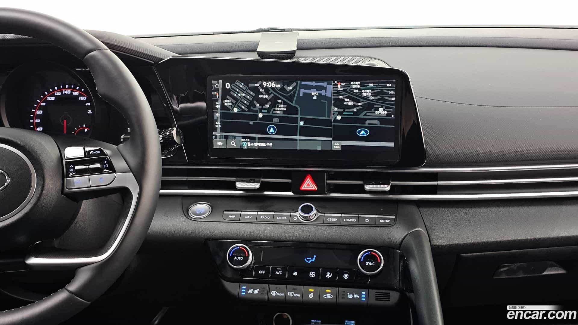 AVANTE Hyundai 2022.9-OPTION-019
