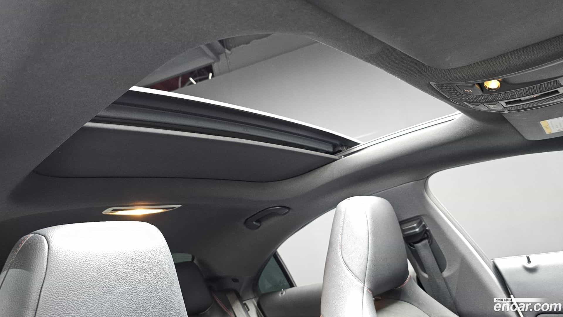 CLA-Class Mercedes-Benz 2016.7-OPTION-023