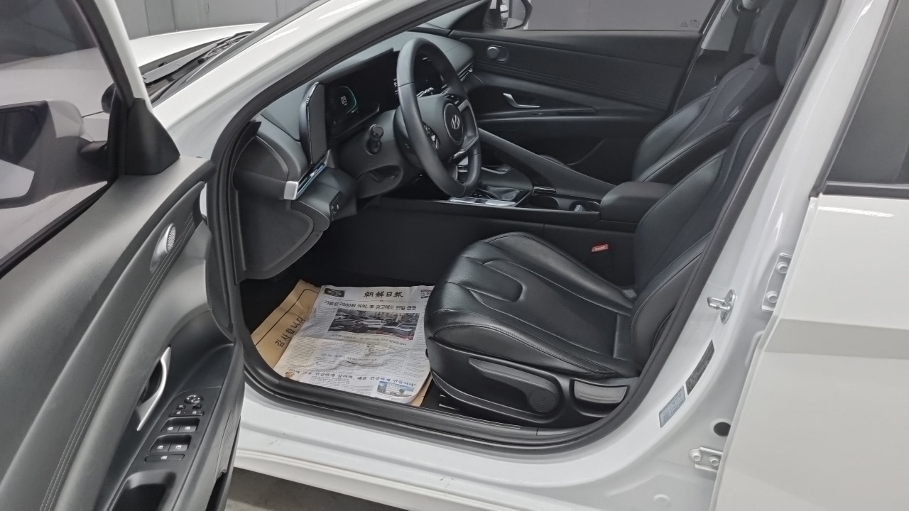 AVANTE Hyundai 2024.10-INNER-010