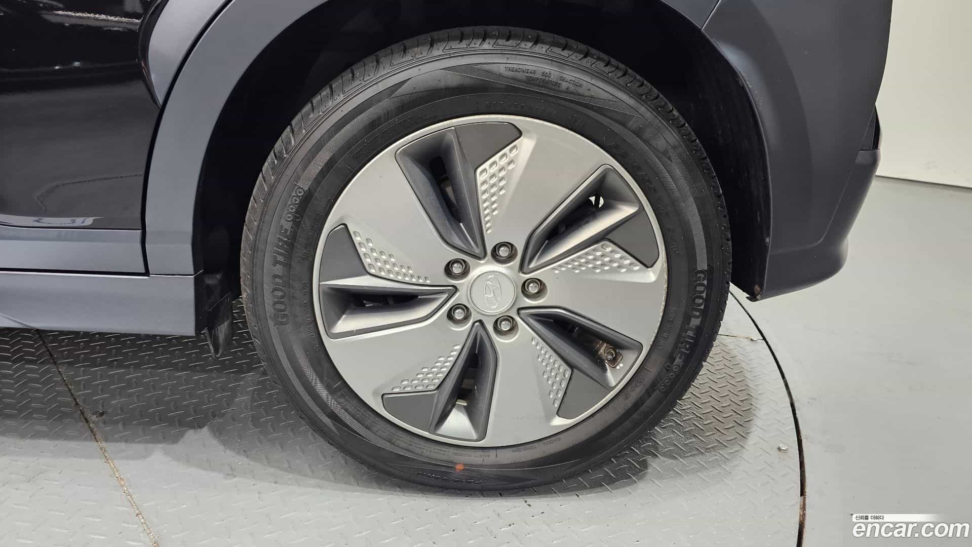 Kona Hyundai 2019.2-OUTER-005