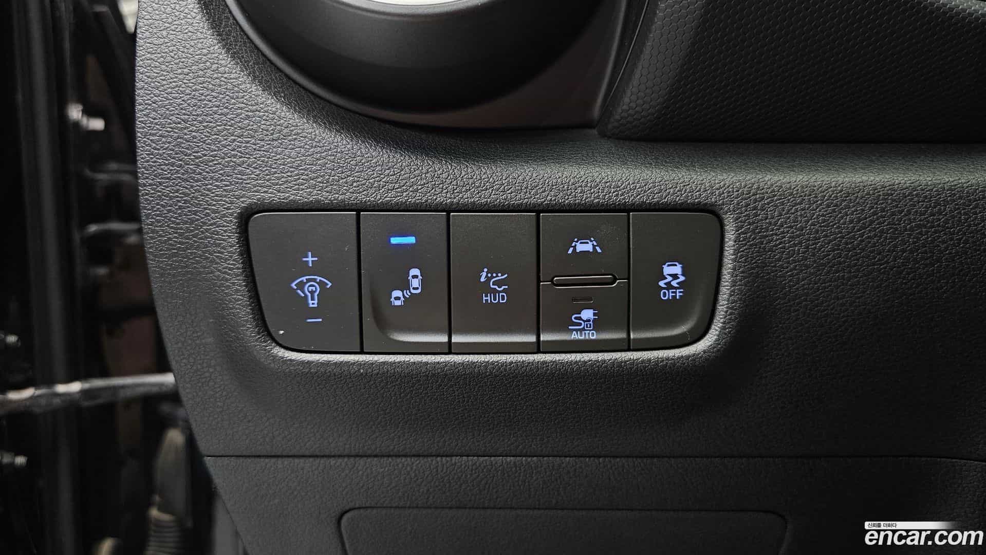 Kona Hyundai 2019.2-OPTION-020