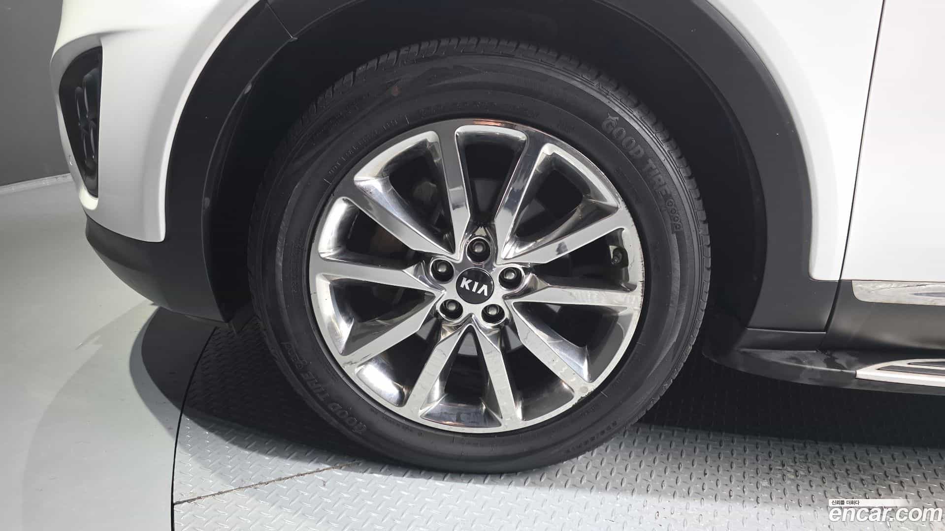 Sorento Kia 2016.3-OUTER-005