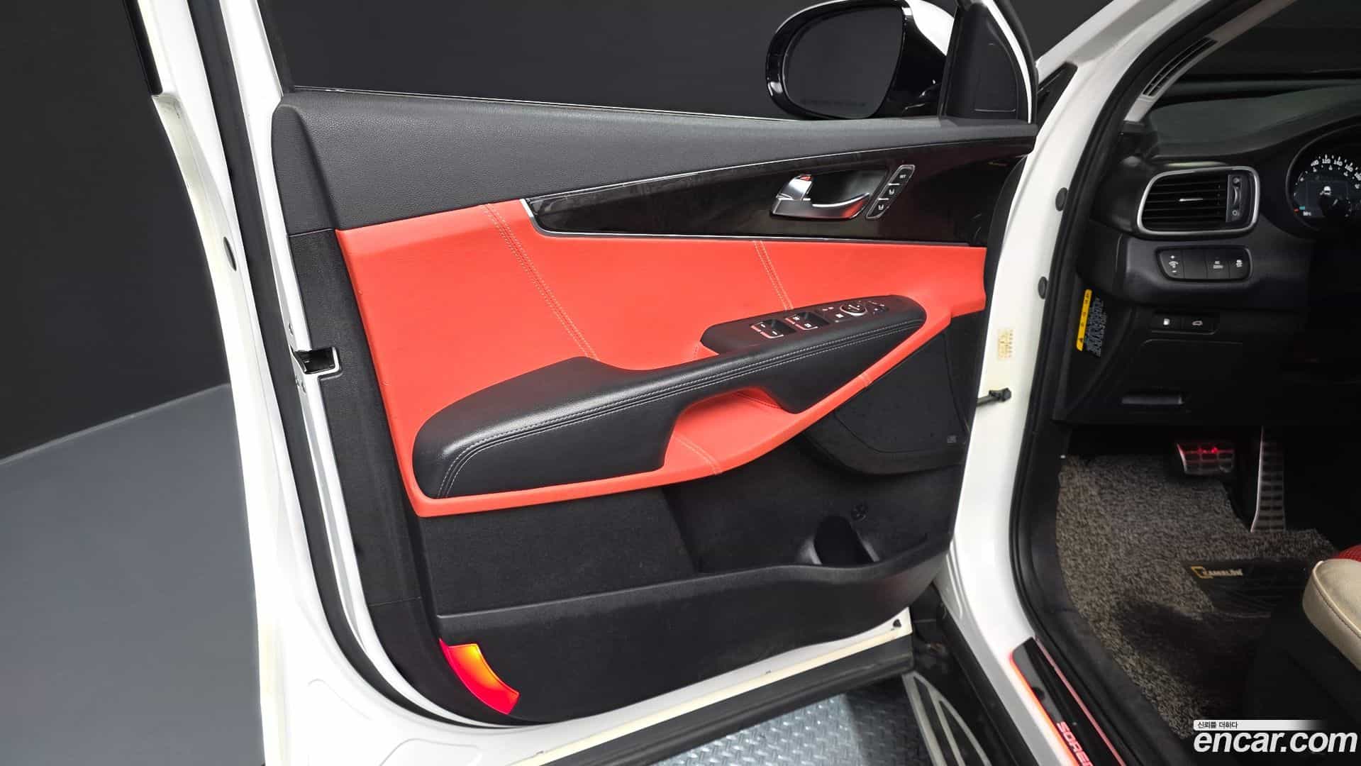 Sorento Kia 2016.3-INNER-034