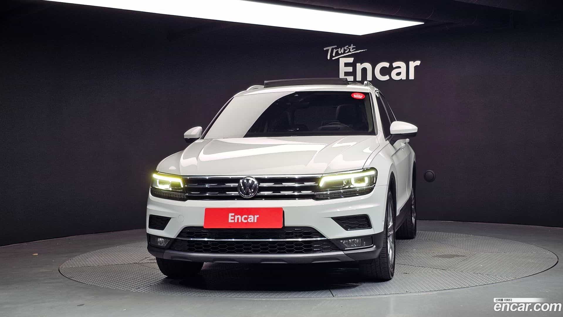 Tiguan Volkswagen 2018.7-OUTER-003
