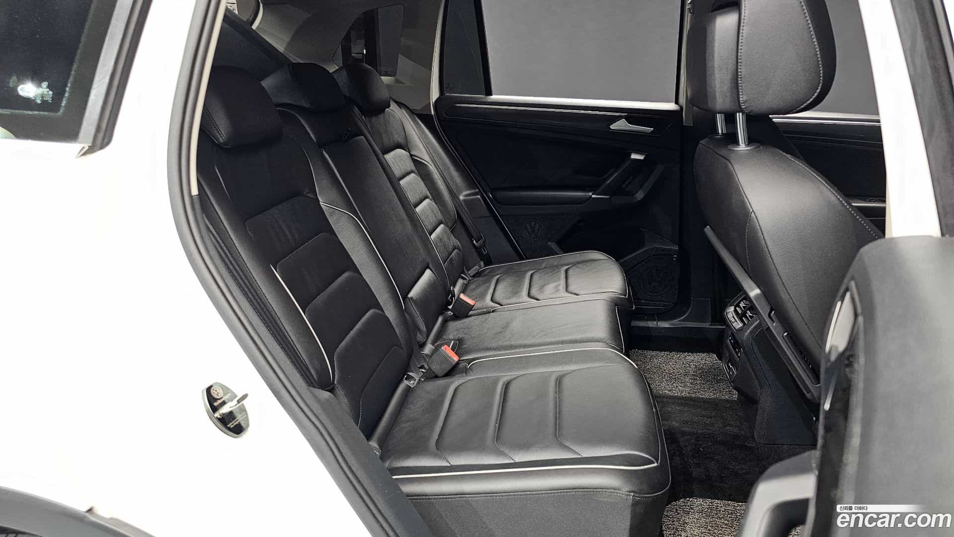 Tiguan Volkswagen 2018.7-OPTION-015