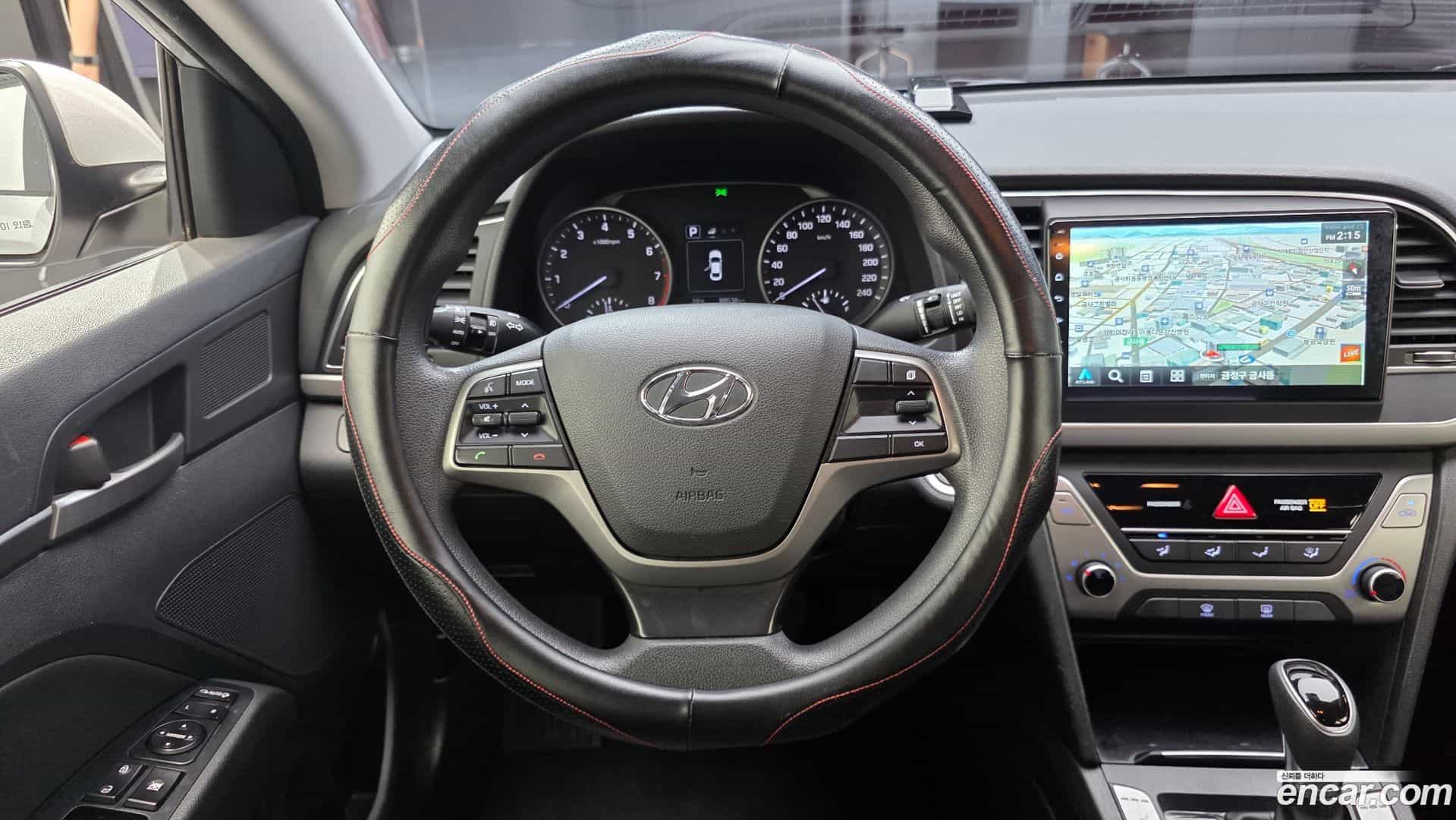 AVANTE Hyundai 2017.9-OPTION-017