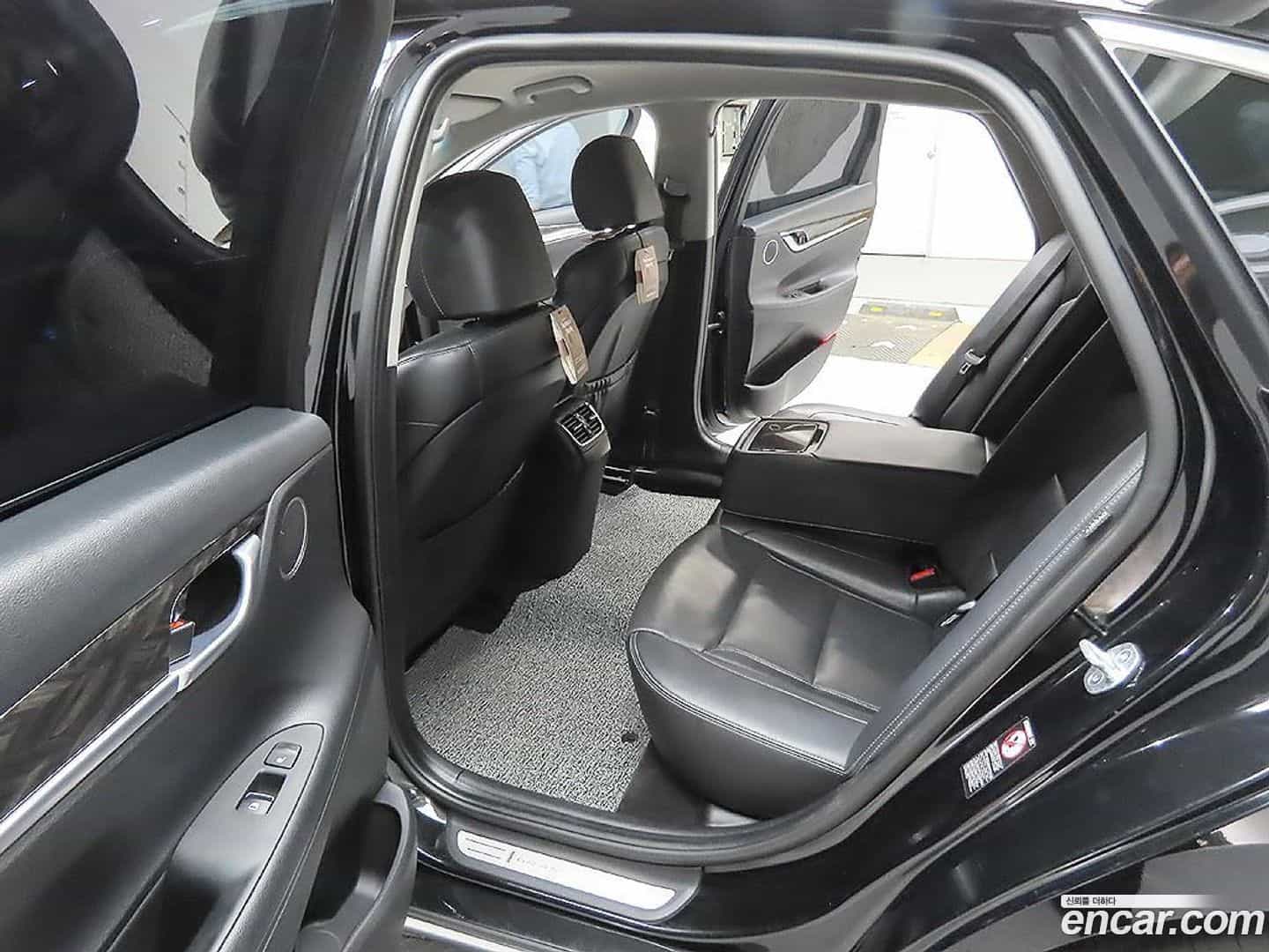 Grandeur Hyundai 2017.1-INNER-010