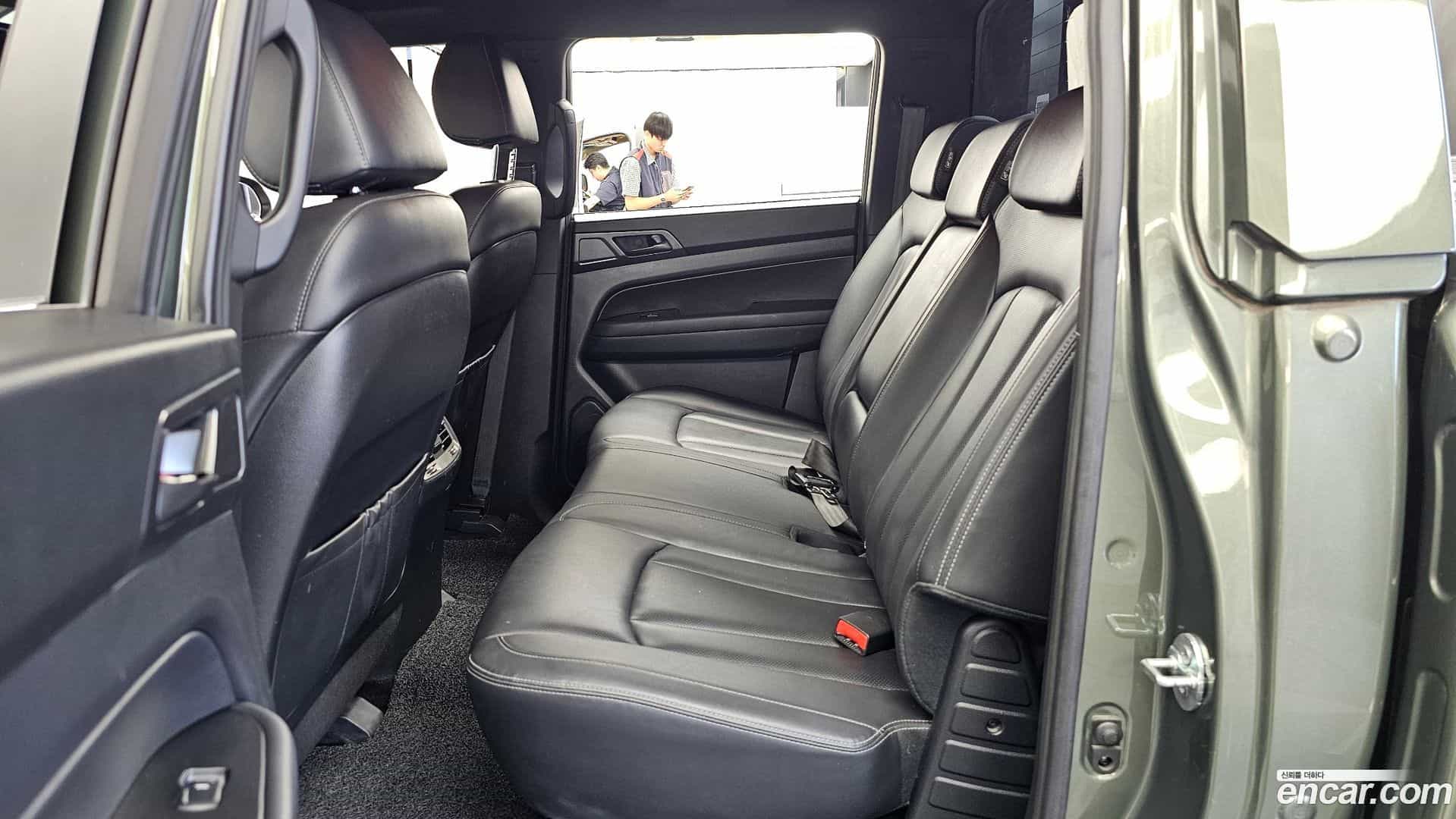 Rexton KG Mobility 2021.5-INNER-036