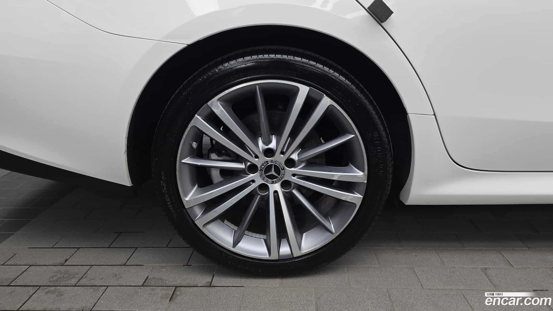 CLS-Class Mercedes-Benz 2019.6-OUTER-005
