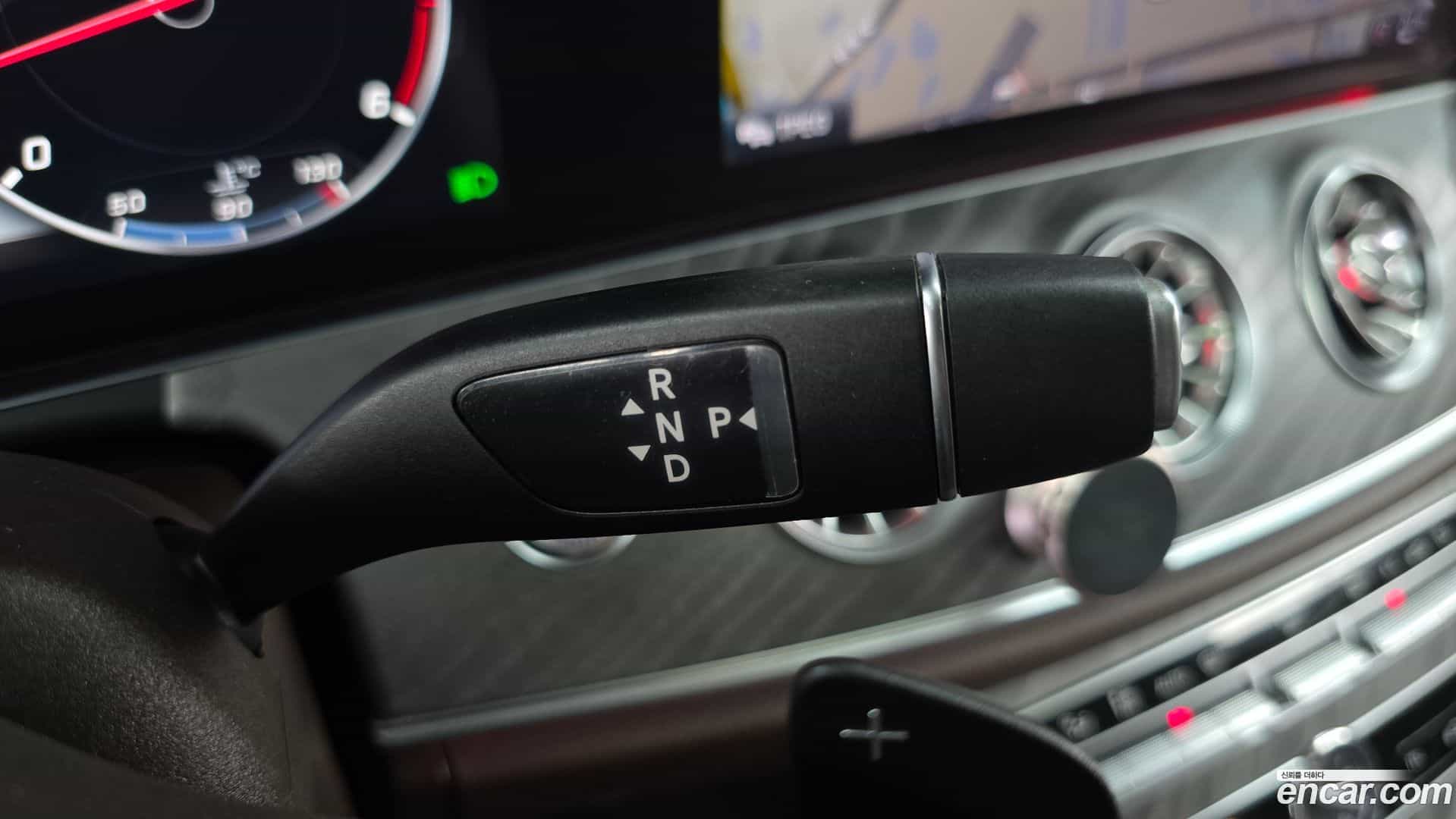 CLS-Class Mercedes-Benz 2019.6-INNER-009
