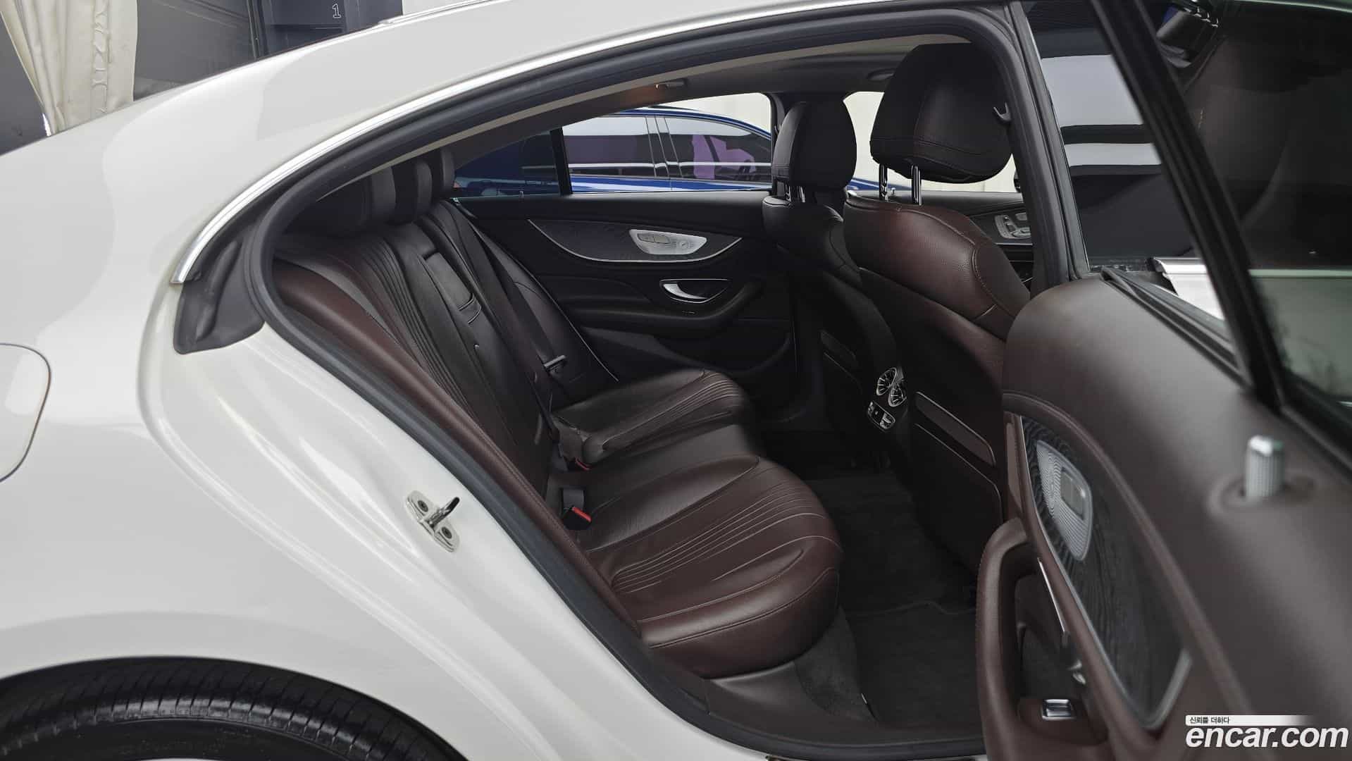 CLS-Class Mercedes-Benz 2019.6-OPTION-016