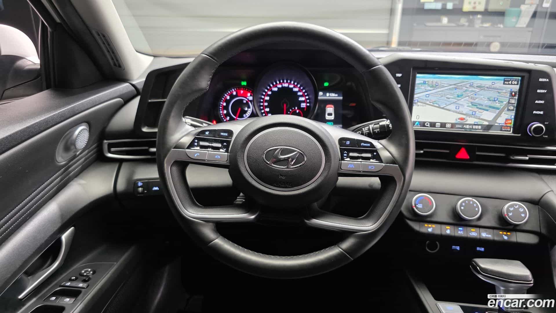 AVANTE Hyundai 2021.3-OPTION-016