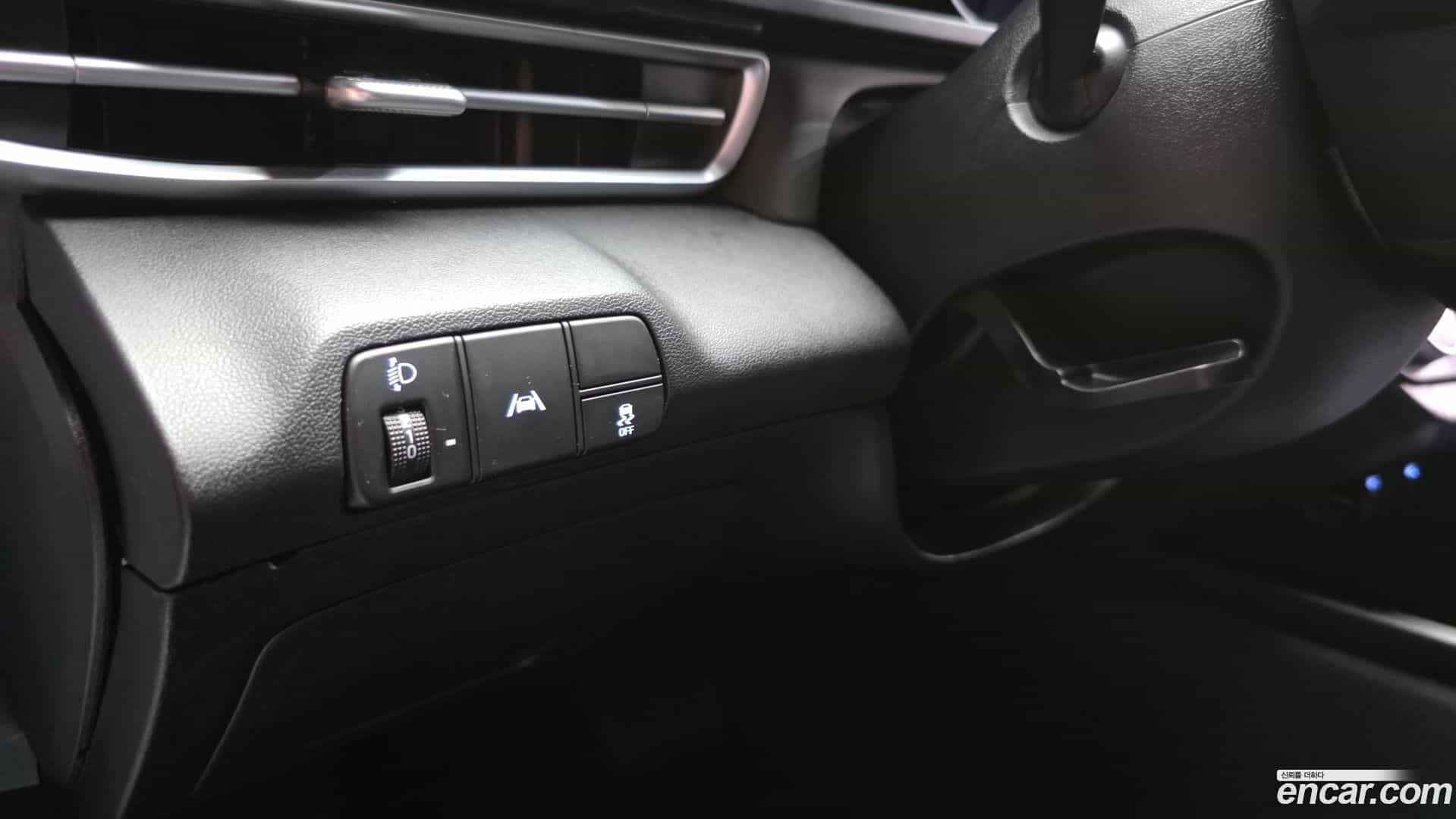 AVANTE Hyundai 2021.3-OPTION-018