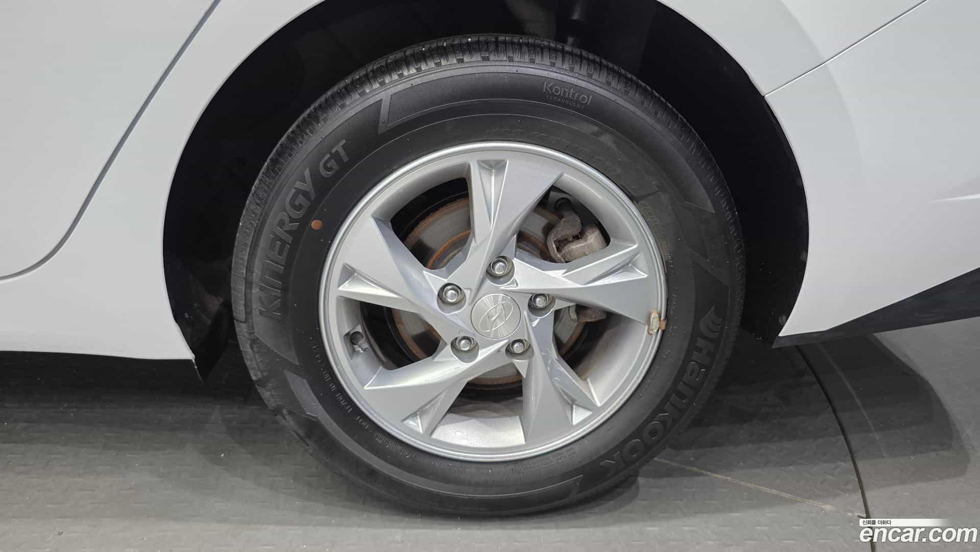 AVANTE Hyundai 2021.3-OUTER-031
