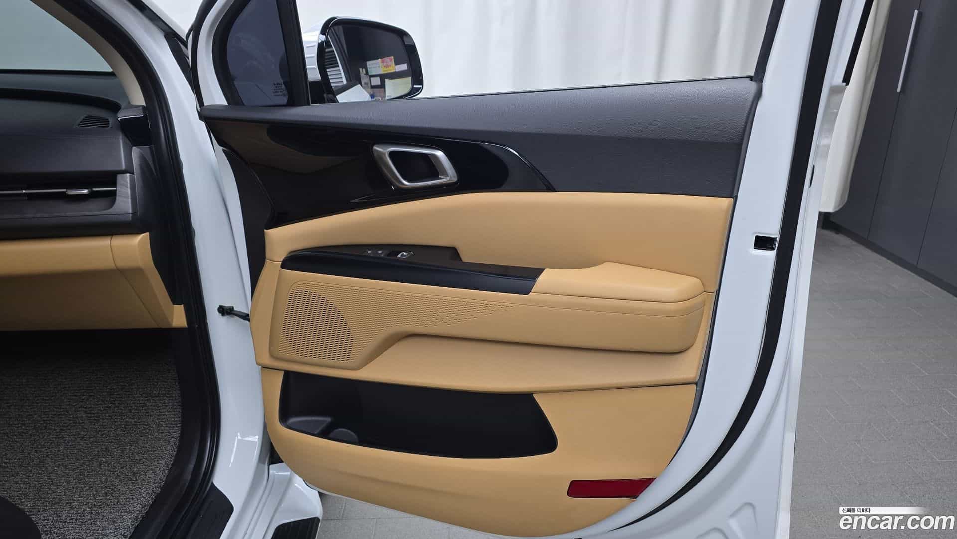 Canival Kia 2023.0-INNER-035