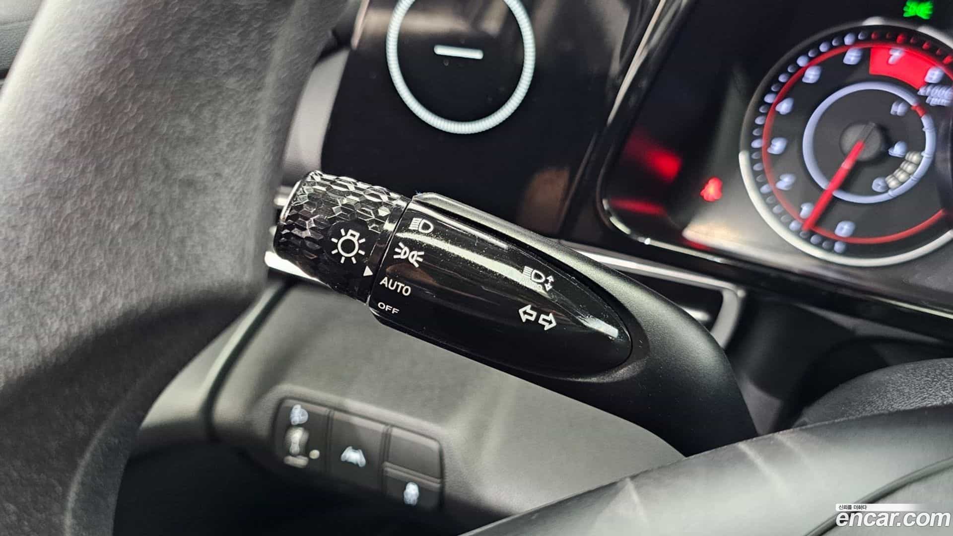 AVANTE Hyundai 2021.6-OPTION-042