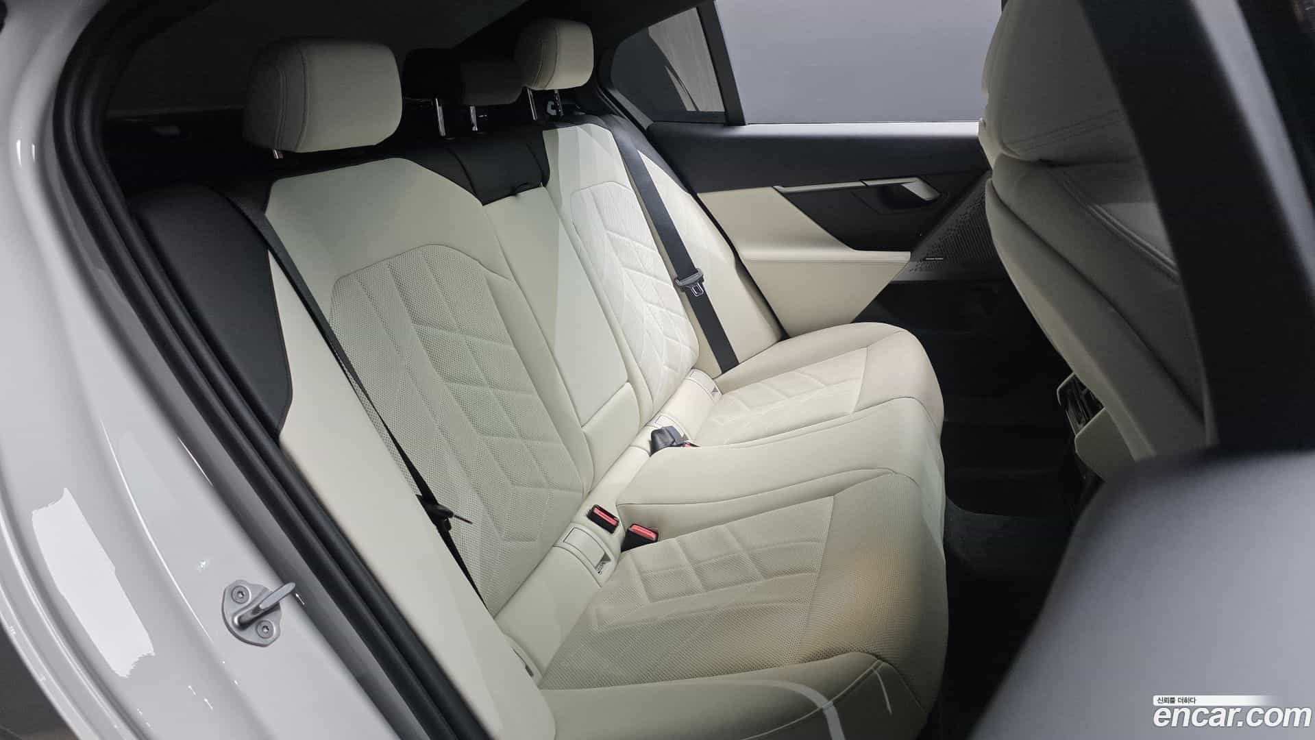 5-Series BMW 2024.11-OPTION-015