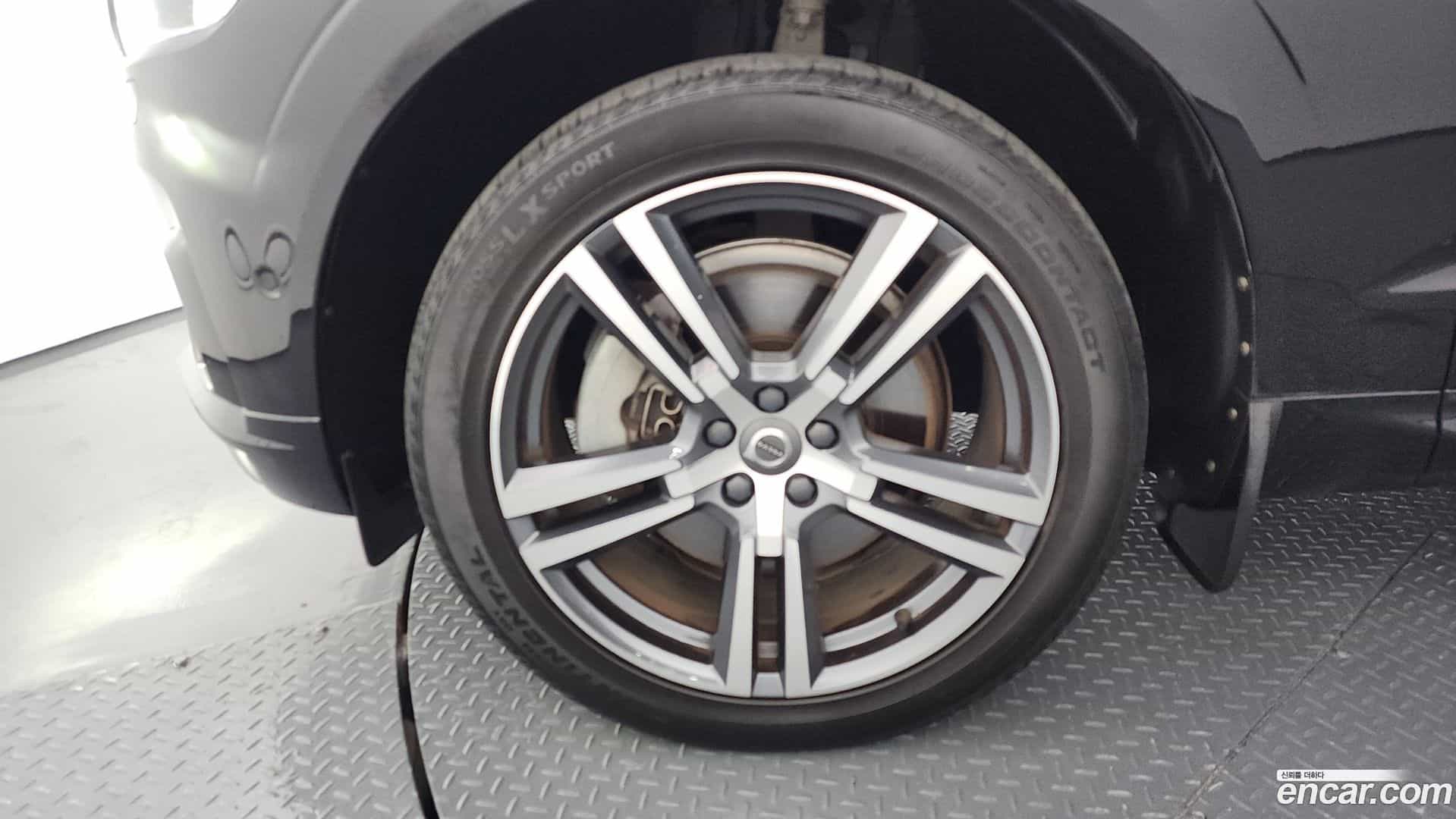 XC60 Volvo 2020.10-OUTER-005