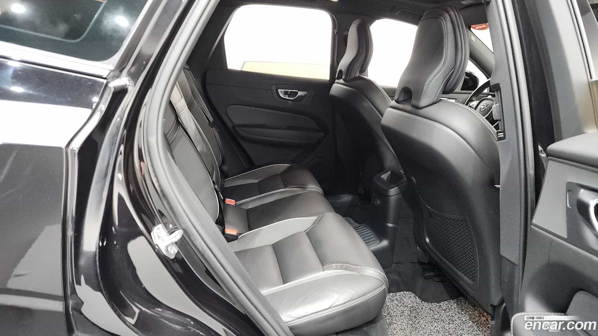XC60 Volvo 2020.10-OPTION-015
