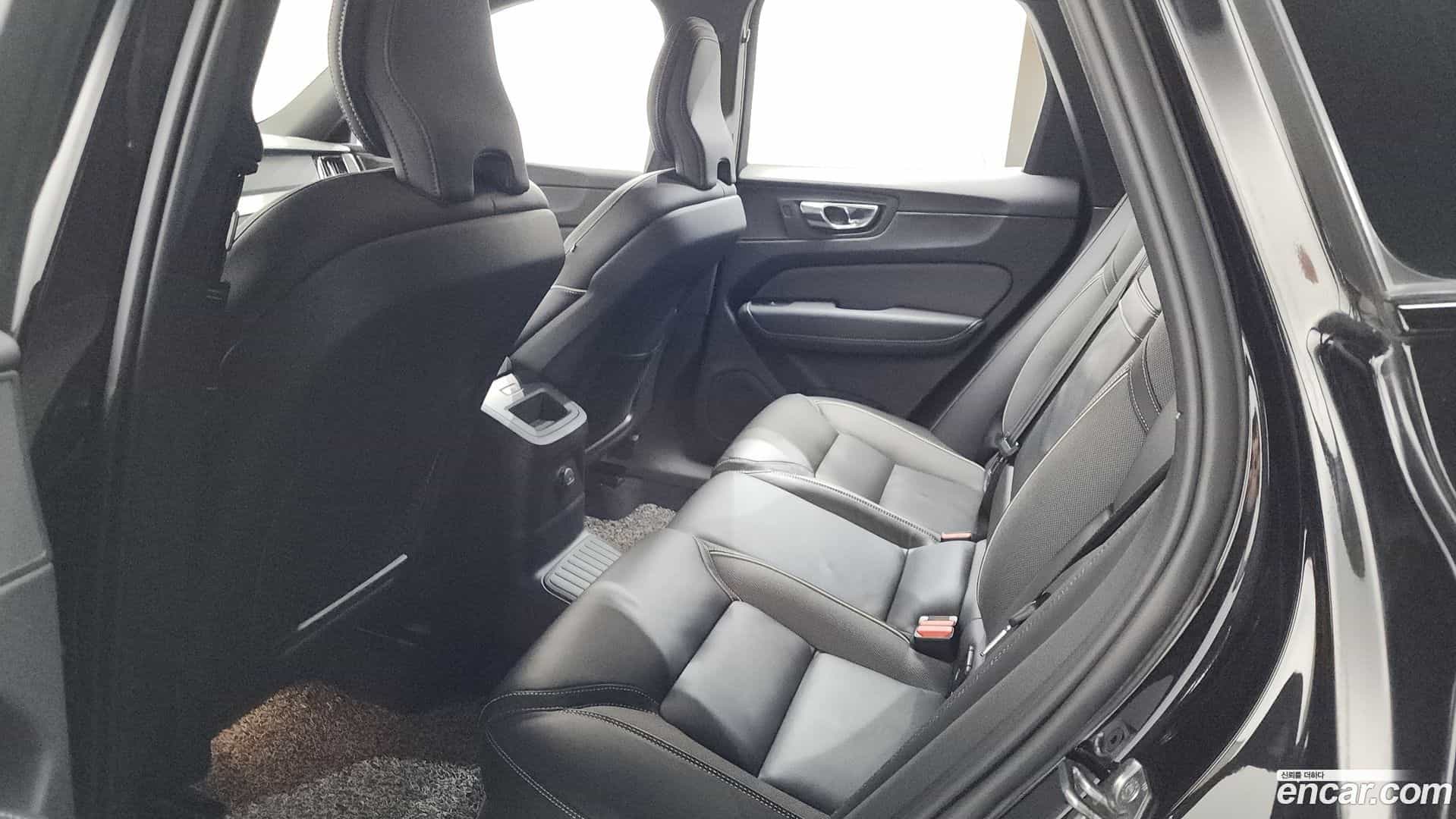 XC60 Volvo 2020.10-OPTION-041