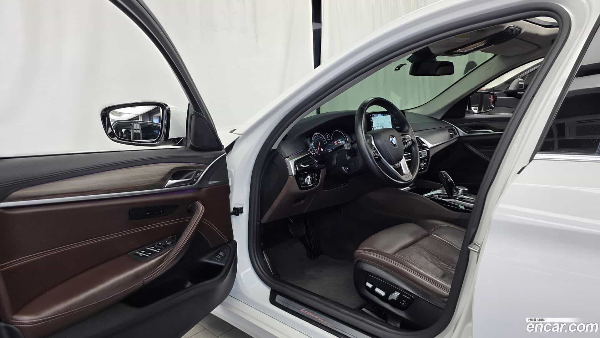 5-Series BMW 2018.4-INNER-010