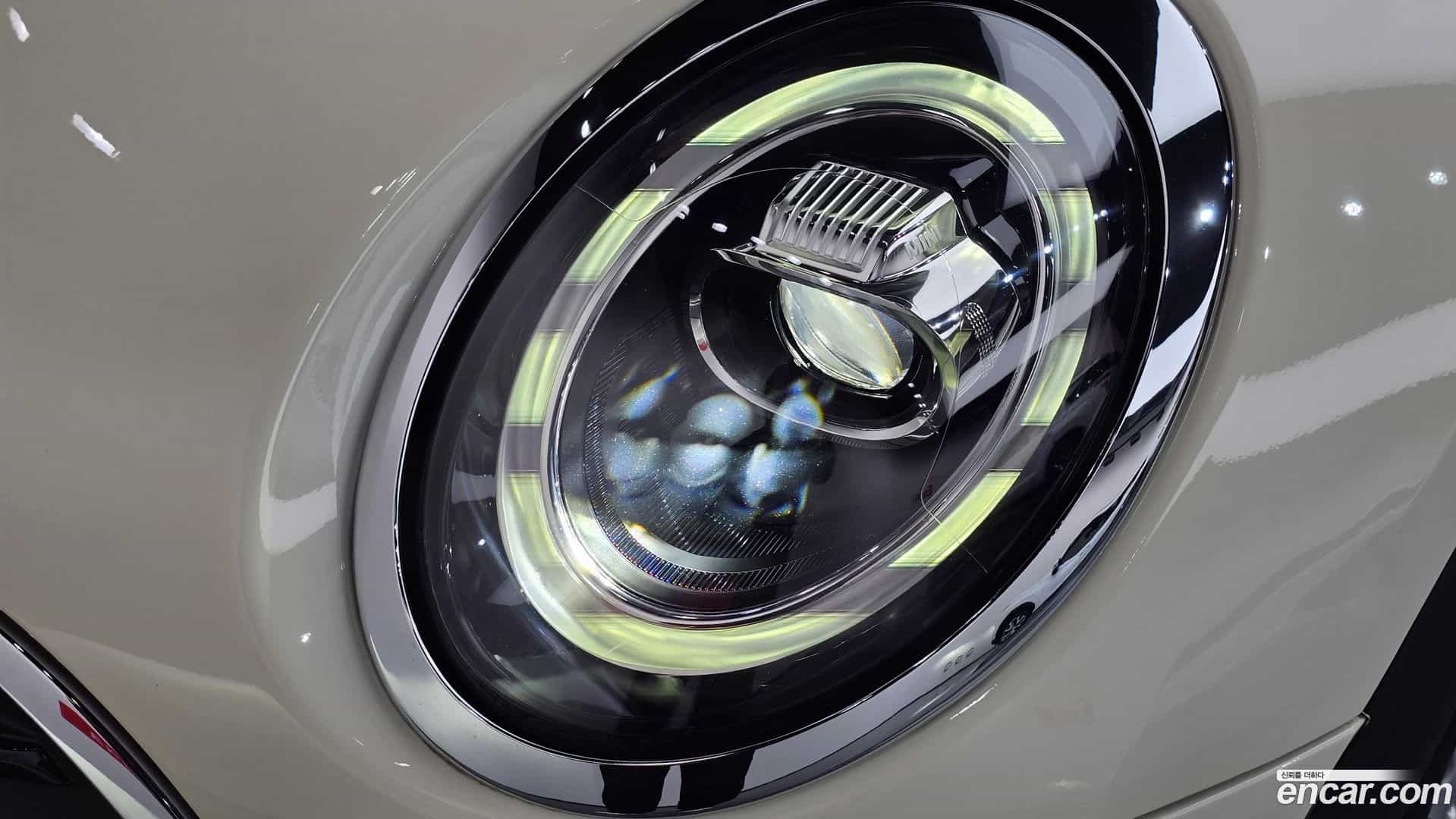 Clubman Mini 2021.5-OUTER-032
