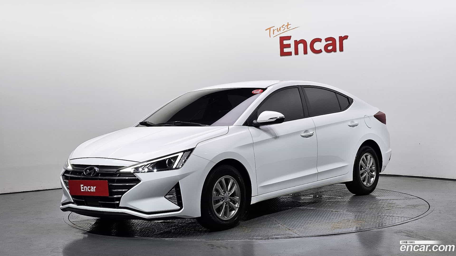 AVANTE Hyundai 2020.2-OUTER-001
