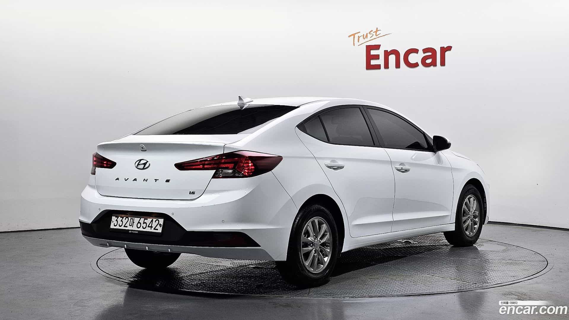 AVANTE Hyundai 2020.2-OUTER-002
