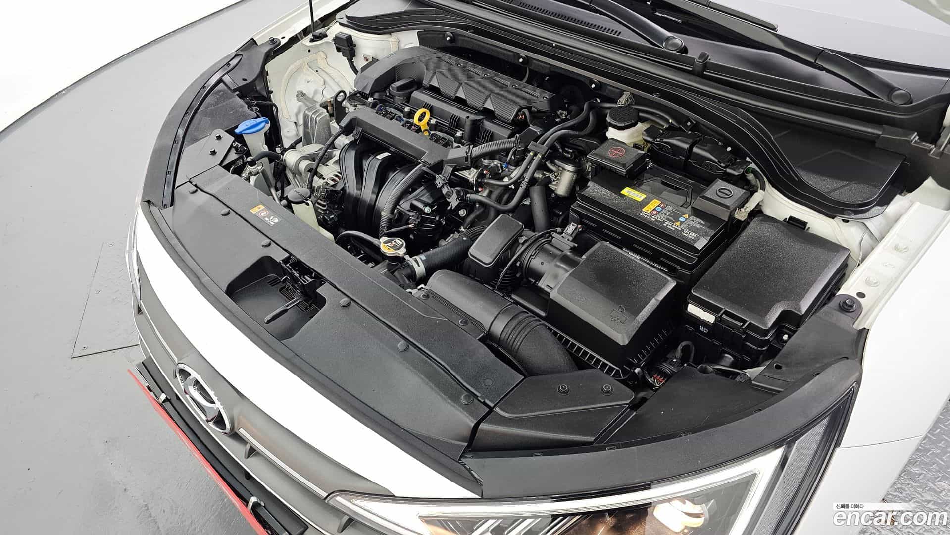 AVANTE Hyundai 2020.2-OUTER-006