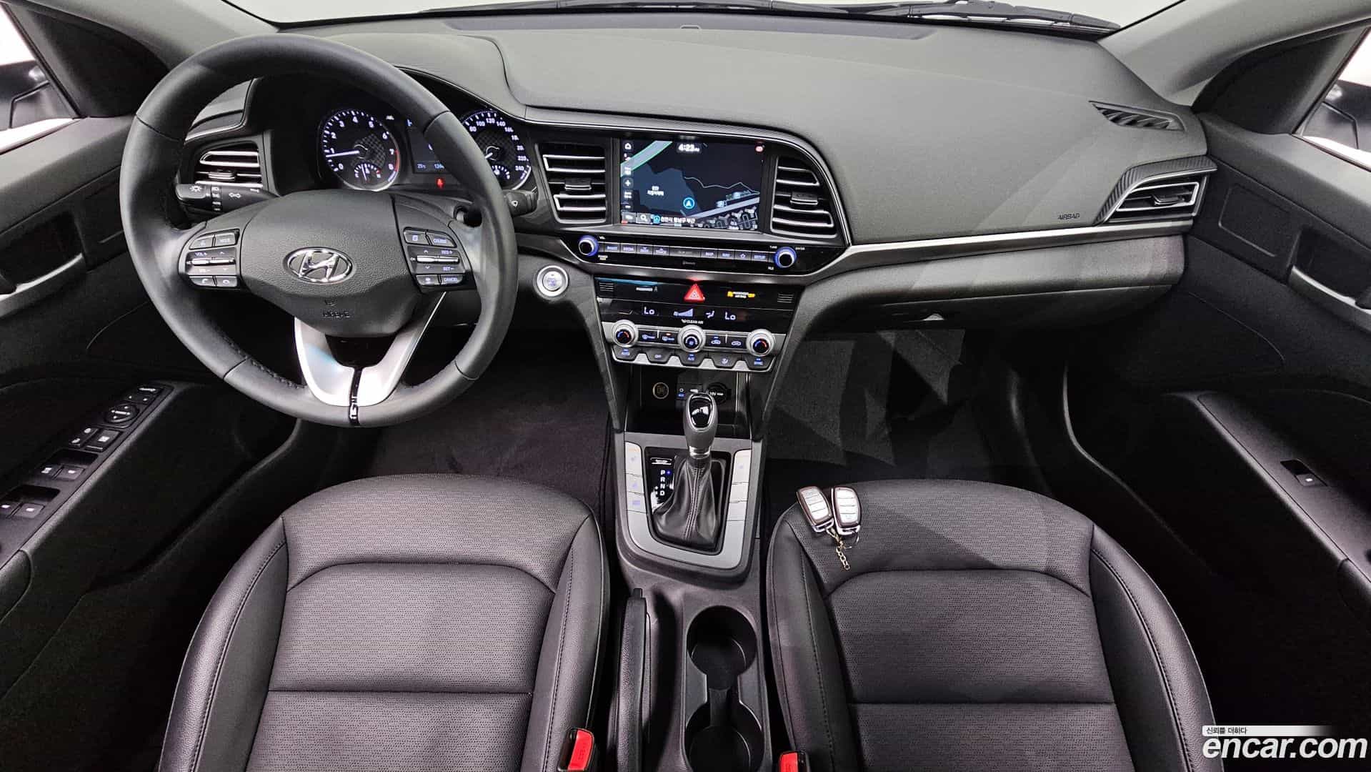 AVANTE Hyundai 2020.2-INNER-007