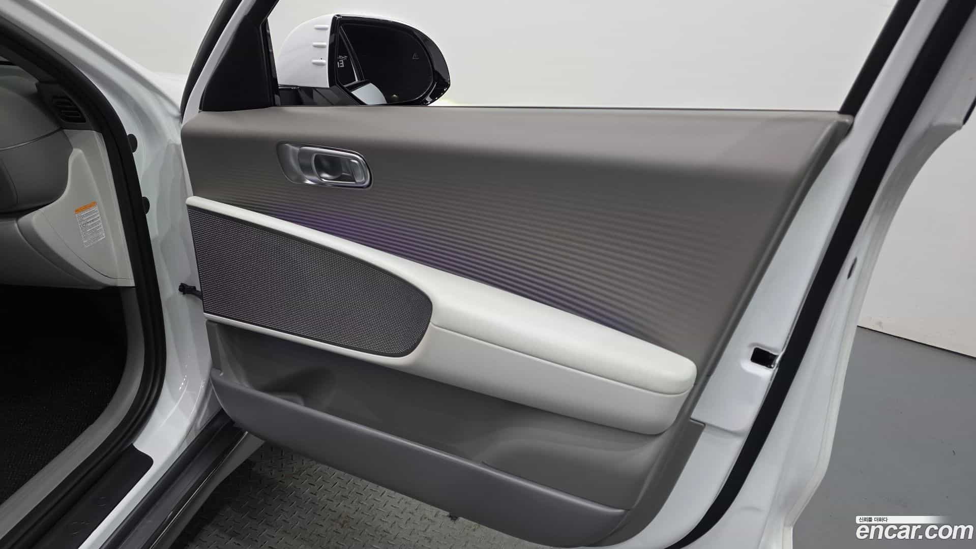 Ioniq6 Hyundai 2022.9-INNER-034