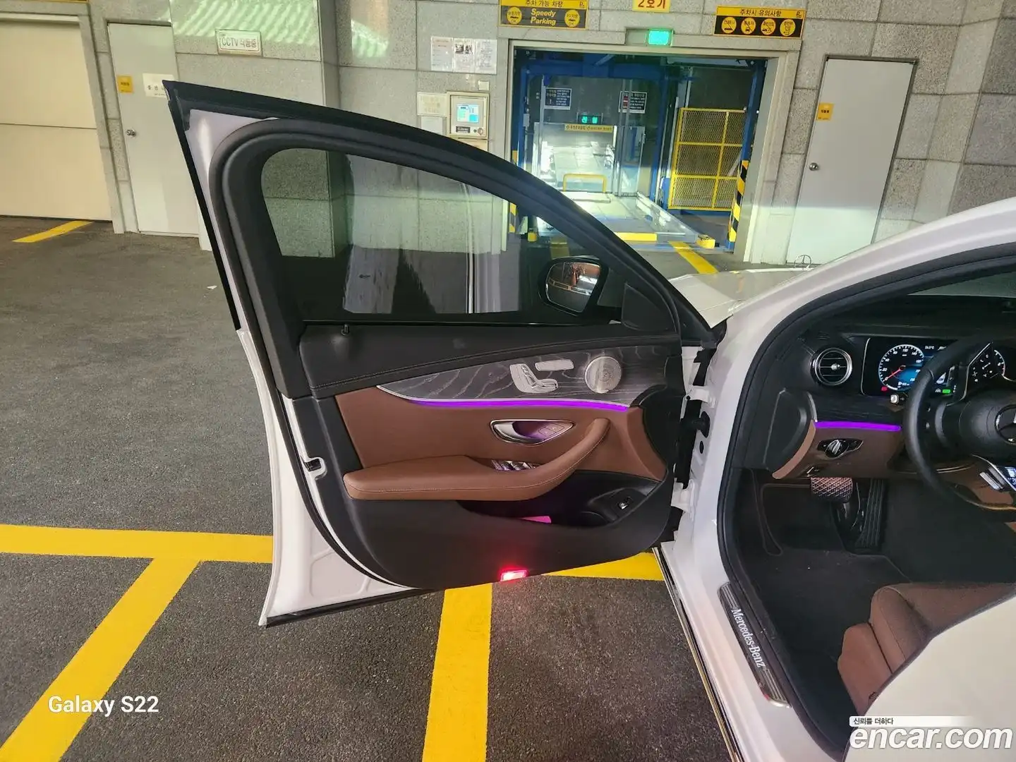 E-Class Mercedes-Benz 2022.11-OUTER-002