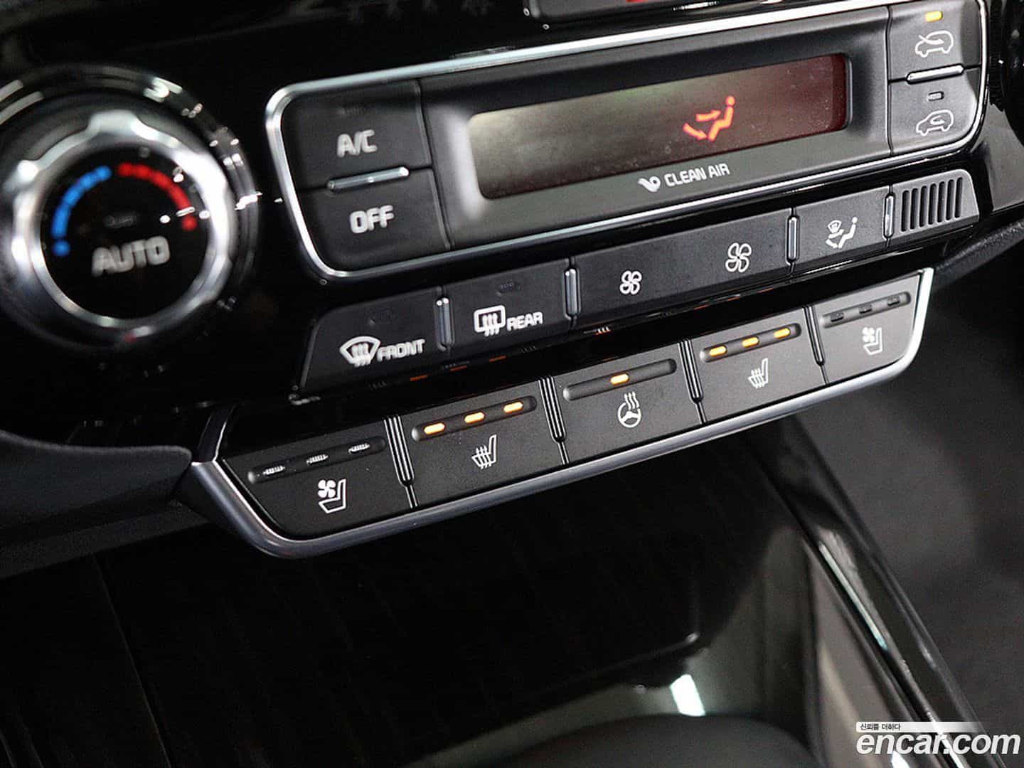 Sorento Kia 2019.1-INNER-009