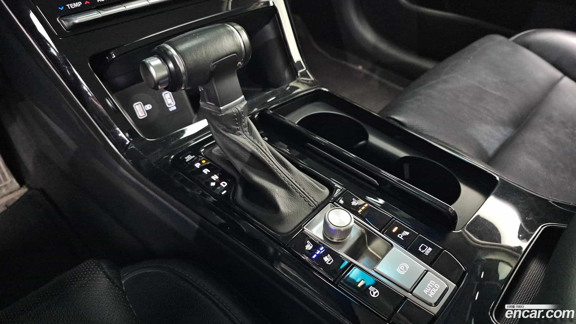K7 Kia 2020.1-INNER-009