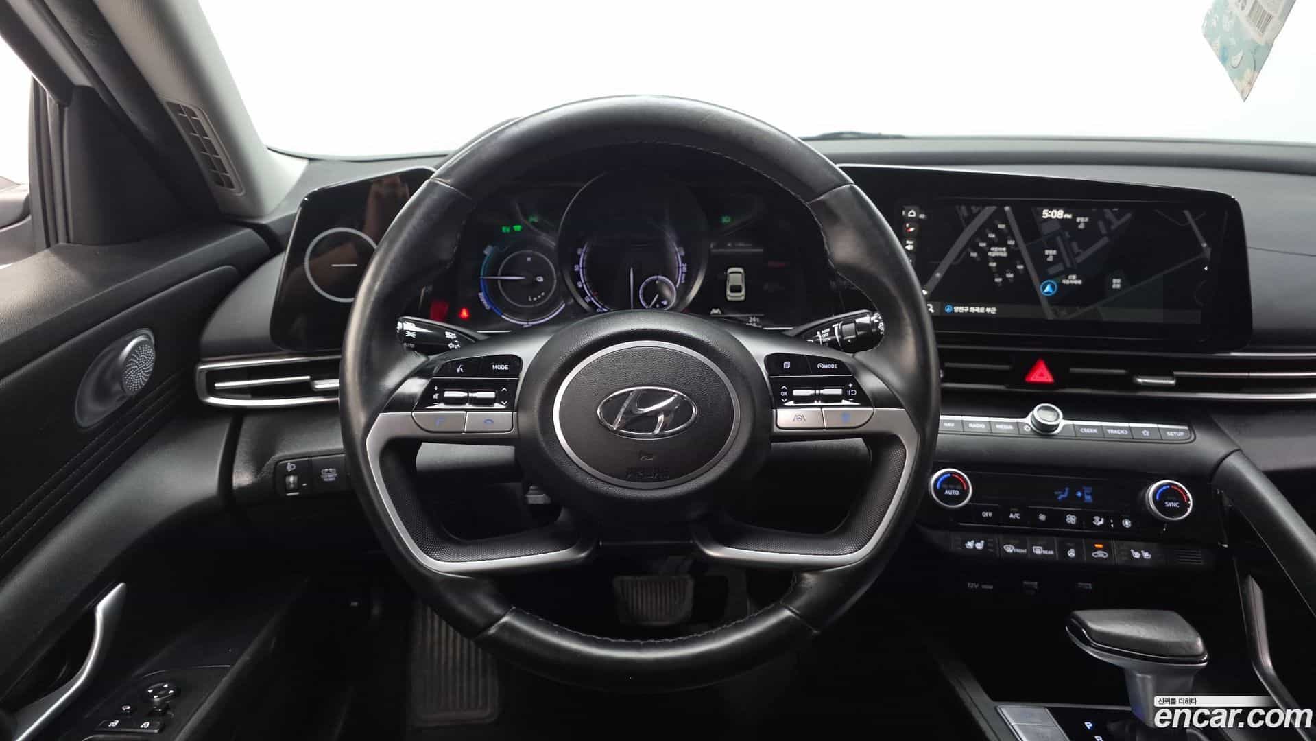 AVANTE Hyundai 2022.5-OPTION-017