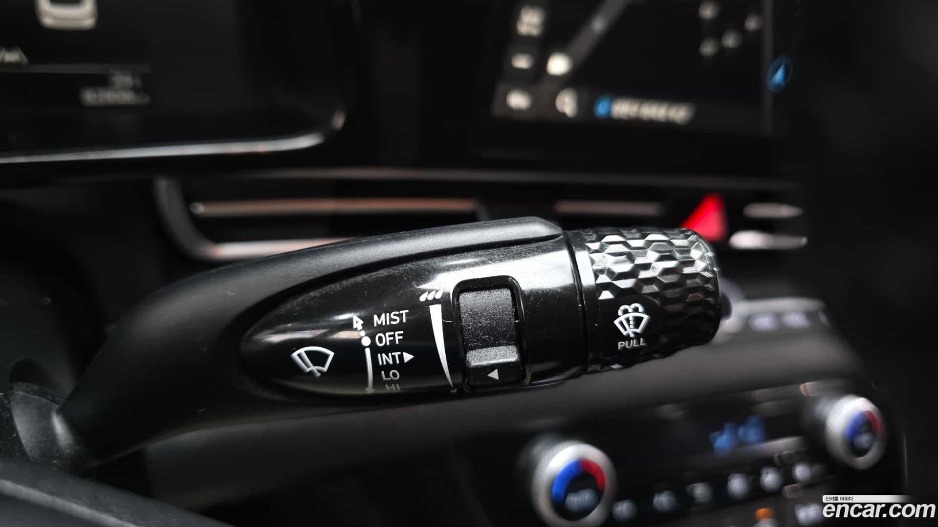 AVANTE Hyundai 2022.5-OPTION-041