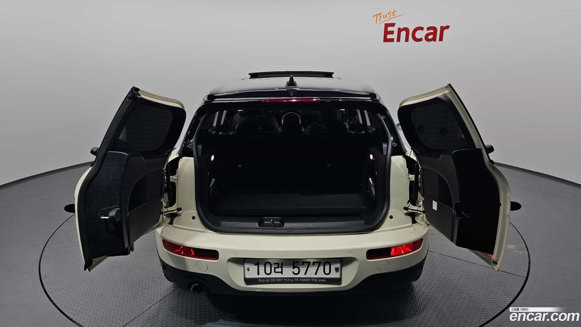 Clubman Mini 2018.5-OPTION-024