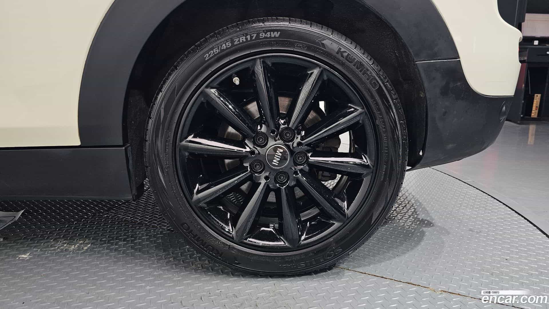 Clubman Mini 2018.5-OUTER-031