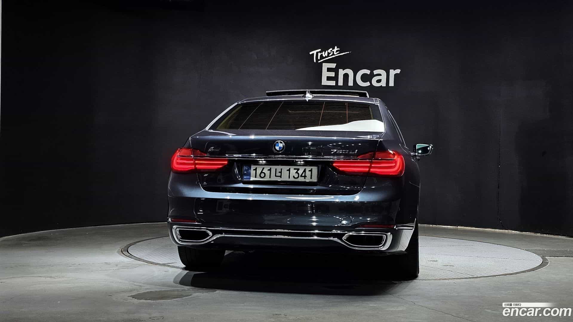 7-Series BMW 2016.7-OUTER-004