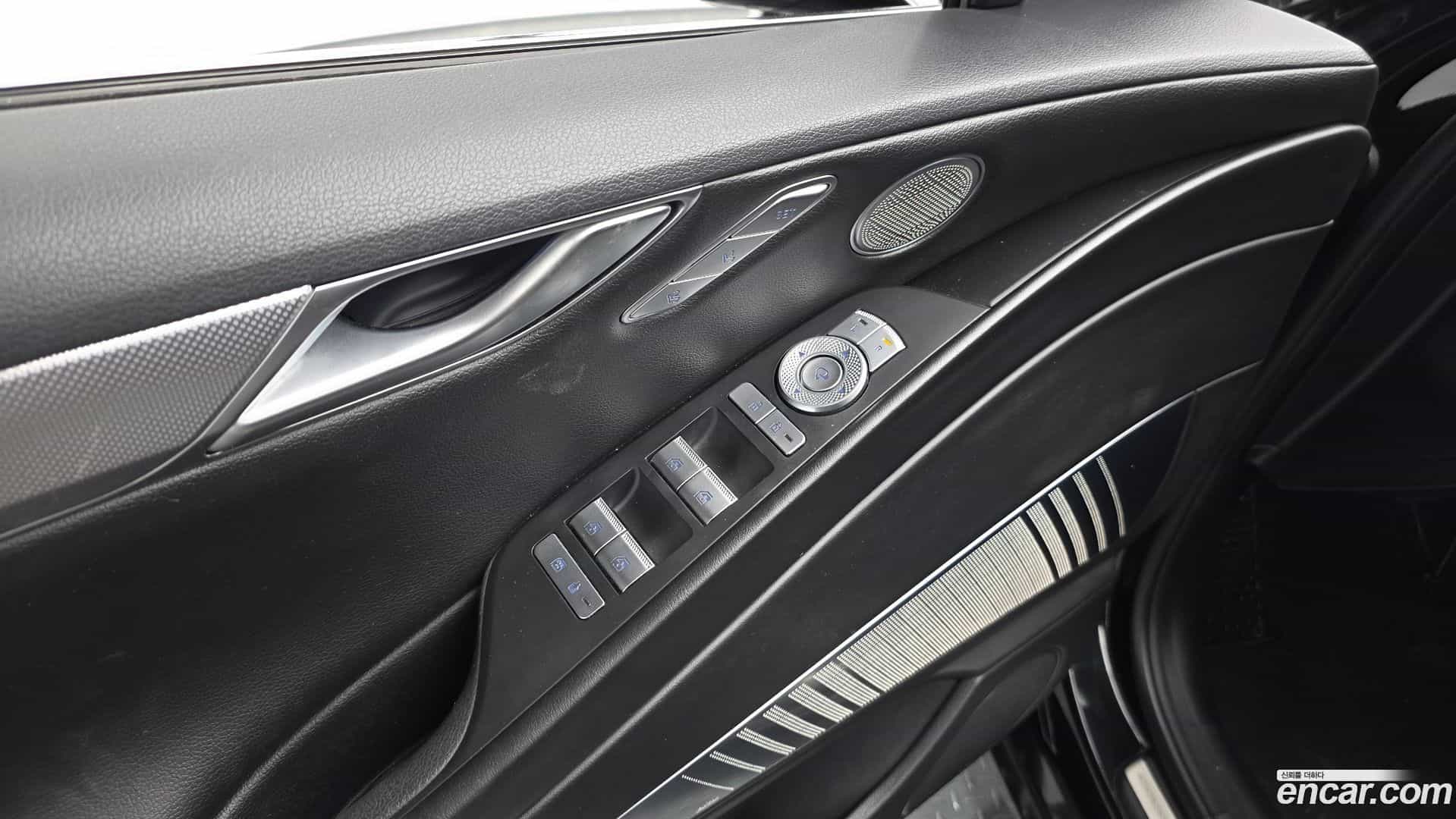 G80 Genesis 2021.8-INNER-036