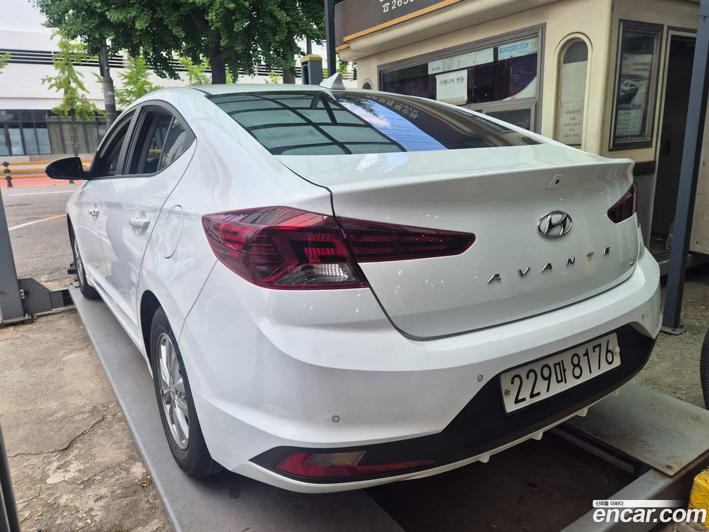 AVANTE Hyundai 2019.10-OUTER-003