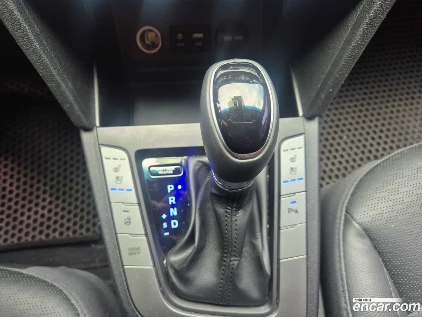 AVANTE Hyundai 2019.10-OPTION-022