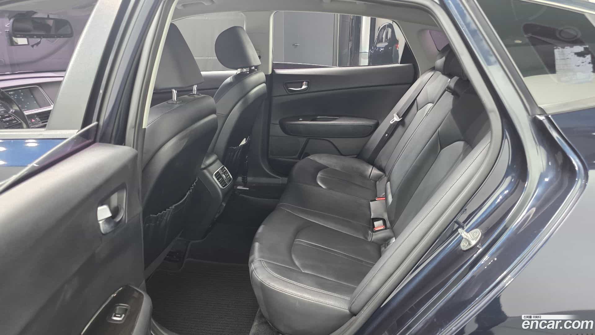 K5 Kia 2019.0-OPTION-016