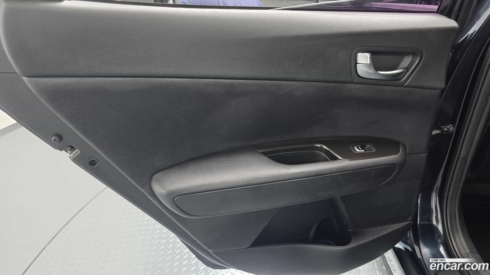 K5 Kia 2019.0-INNER-035