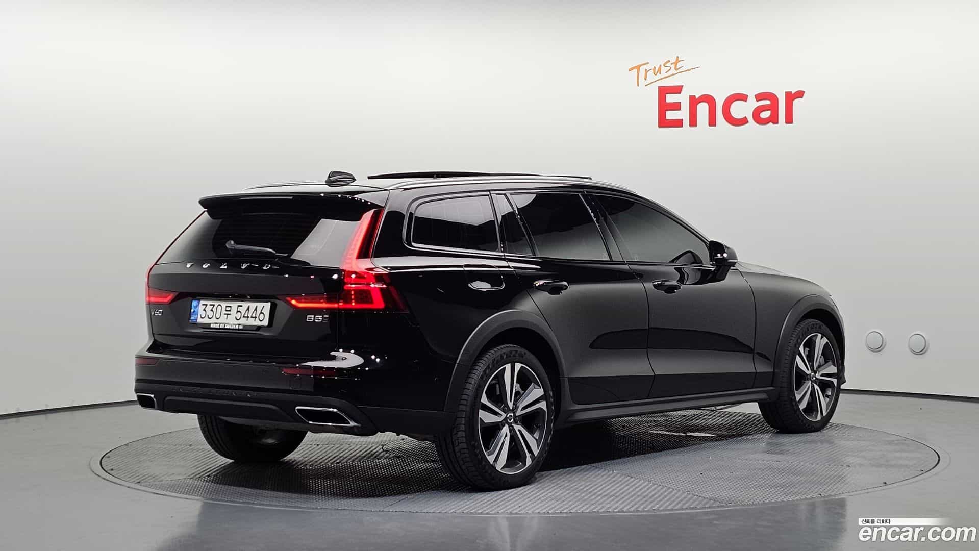 V60 Volvo 2021.0-OUTER-002